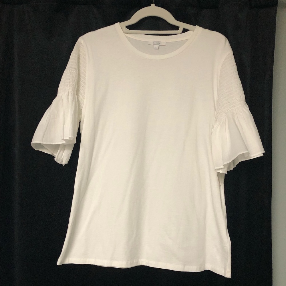 White short-sleeved t-shirt blouse with fluttery arm detail